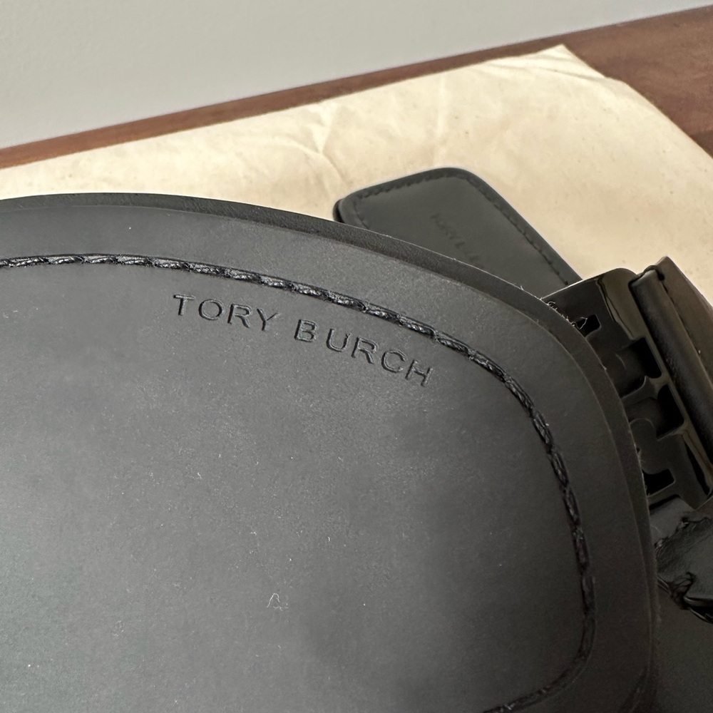 Tory Burch Georgia Leather Thong Sandal - Picture 7 of 8